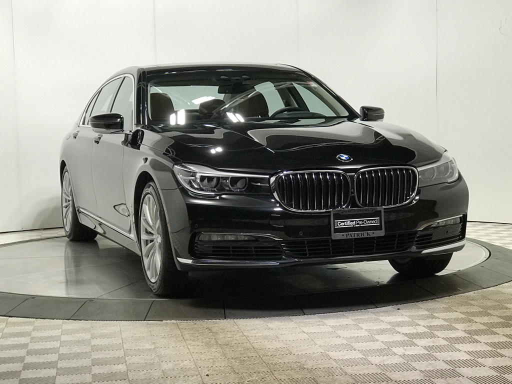 Pre Owned 2018 Bmw 7 Series 740i Xdrive 4d Sedan In Schaumburg N9879 1613