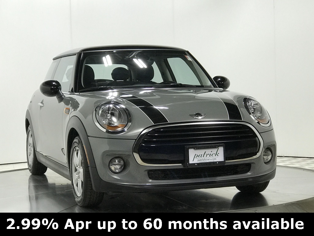 Pre-Owned 2017 MINI Cooper Base 2D Hatchback in Schaumburg #M20141A ...