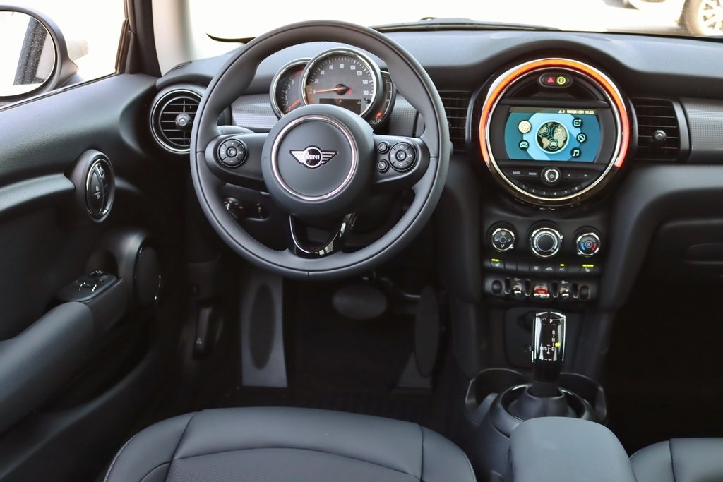 New 2021 MINI Cooper Classic 2D Hatchback in Schaumburg #M21015 ...