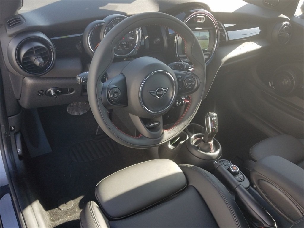 New 2020 MINI Cooper S Hardtop 2 Door Signature Premium 2D Hatchback in ...