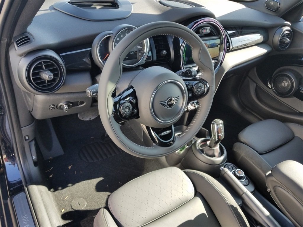 New 2020 MINI Cooper S Hardtop 4 Door Iconic /Driver Assistance / Navig ...